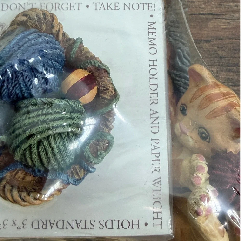 Figi Graphics Cat Mouse Memo Holder Paper Weight‎ & Note Cube